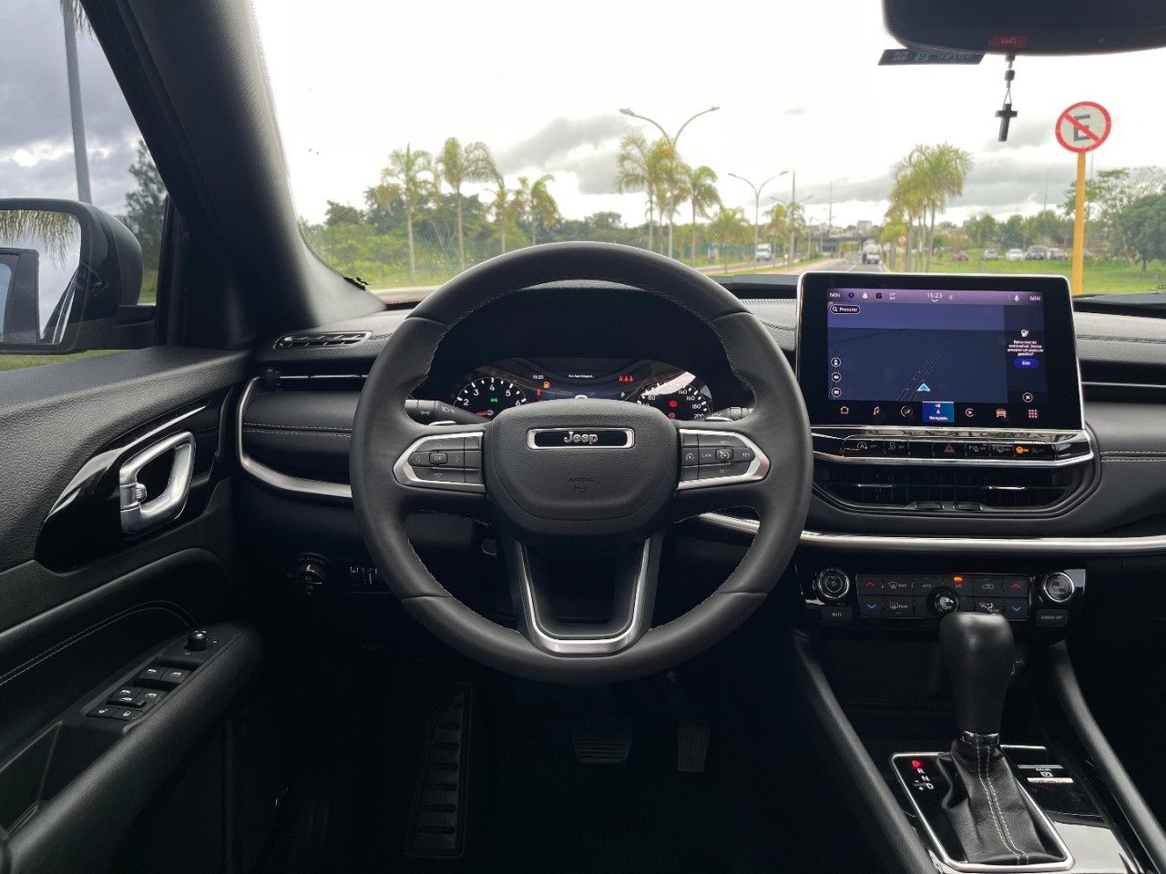 JEEP Compass 1.3 16V 4P FLEX LONGITUDE 80 ANOS T270 TURBO AUTOMÁTICO