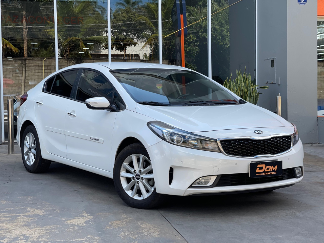 KIA Cerato Sedan 1.6 16V 4P SX AUTOMÁTICO