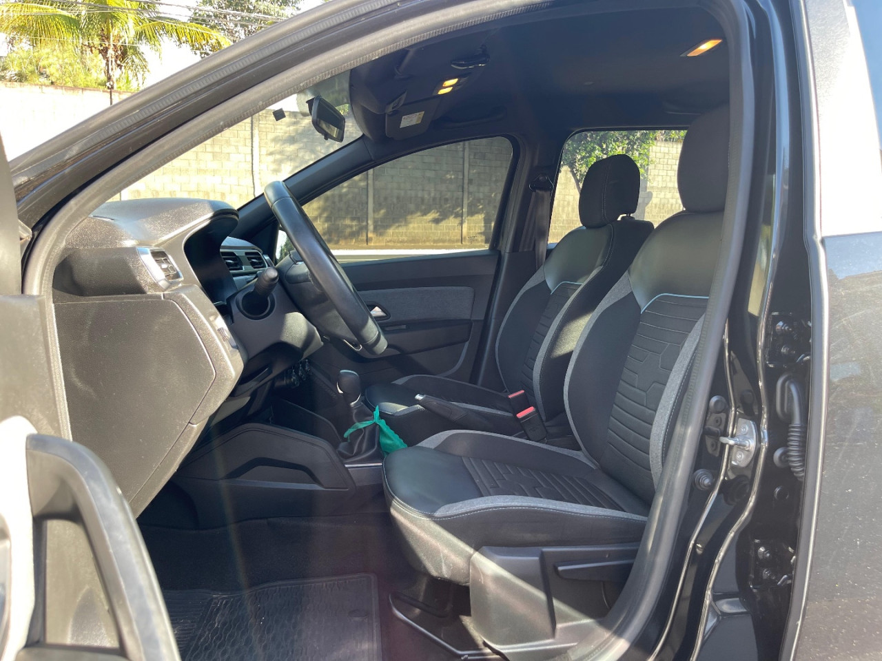 RENAULT Duster 1.6 16V 4P FLEX SCE INTENSE X-TRONIC AUTOMÁTICO