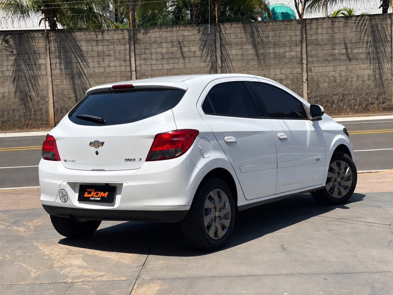 CHEVROLET Onix Hatch 1.4 4P FLEX LT