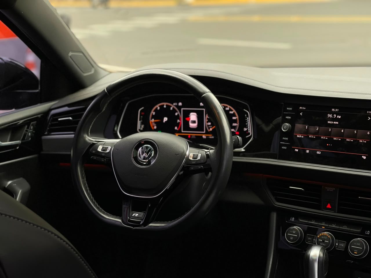 VOLKSWAGEN Jetta 1.4 4P 250 TSI R-LINE AUTOMÁTICO