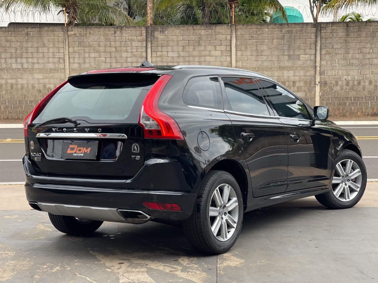 VOLVO XC60 2.0 T5 4P KINETIC DRIVE-E AUTOMÁTICO
