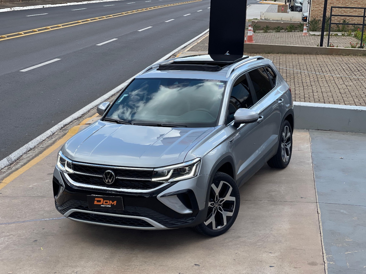 Taos 1.4 16V 4P FLEX 250 TSI COMFORTLINE AUTOMÁTICO