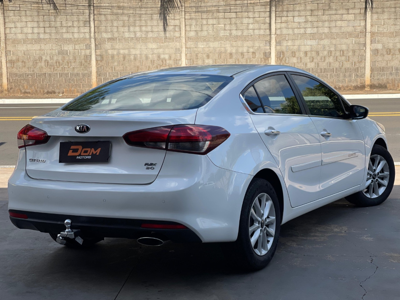 KIA Cerato Sedan 1.6 16V 4P SX AUTOMÁTICO