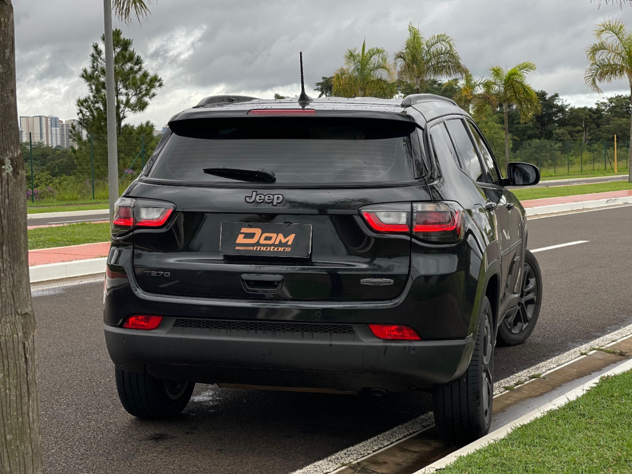 JEEP Compass 1.3 16V 4P FLEX LONGITUDE 80 ANOS T270 TURBO AUTOMÁTICO