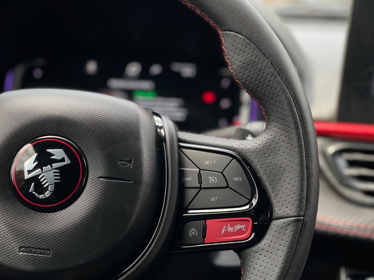 FIAT Fastback 1.3 16V 4P FLEX ABARTH TURBO 270 AUTOMÁTICO
