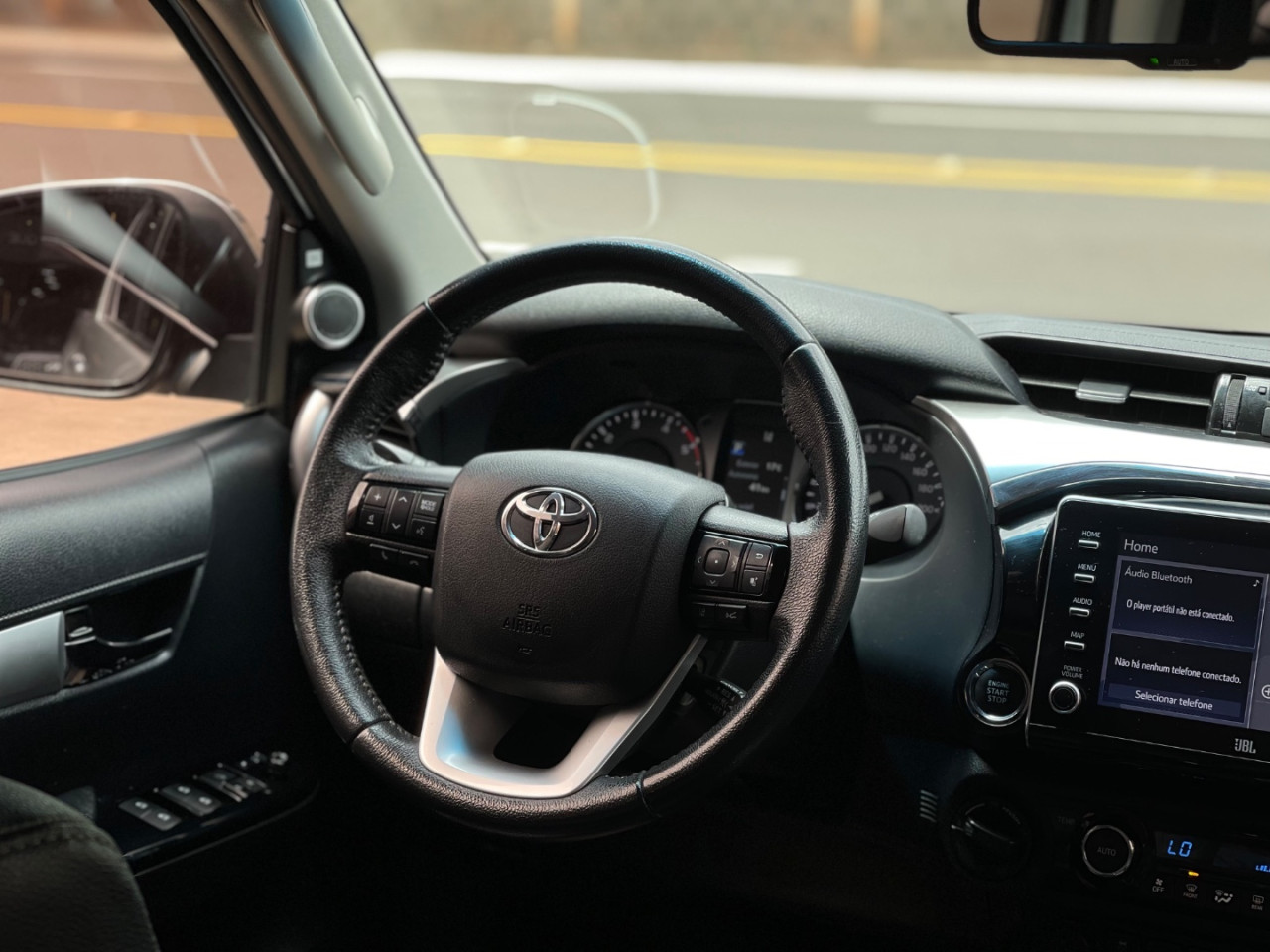 TOYOTA Hilux Caminhonete 2.8 16V 4P SRX DIESEL CABINE DUPLA