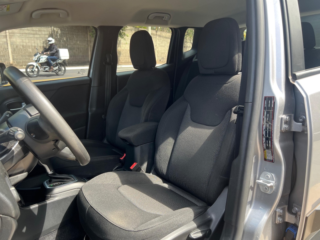 JEEP Renegade 1.8 16V 4P FLEX AUTOMÁTICO