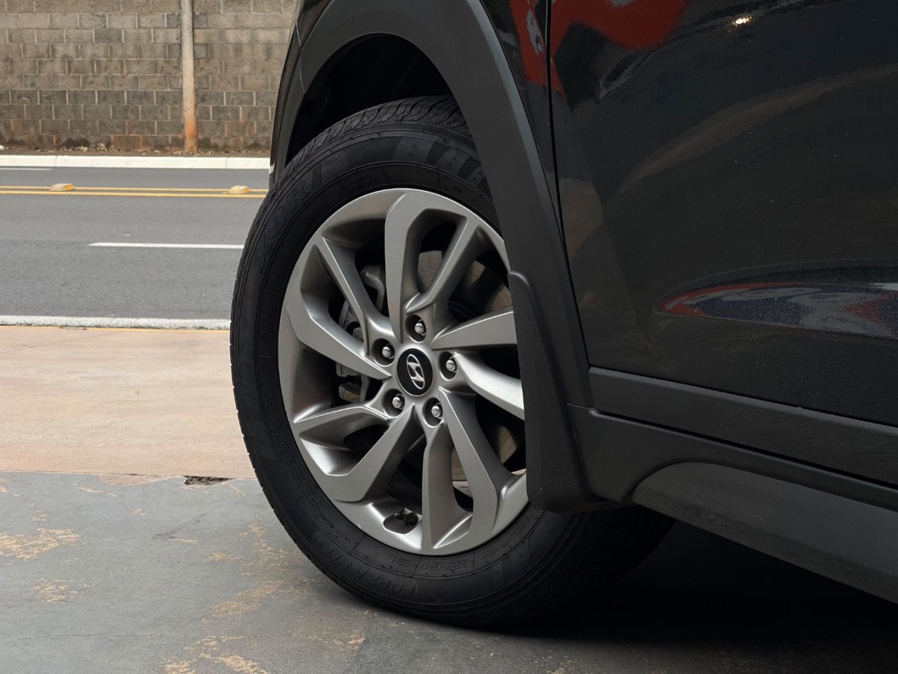 HYUNDAI Tucson 1.6 16V 4P T-GDI GLS ECOSHIFT AUTOMÁTICO