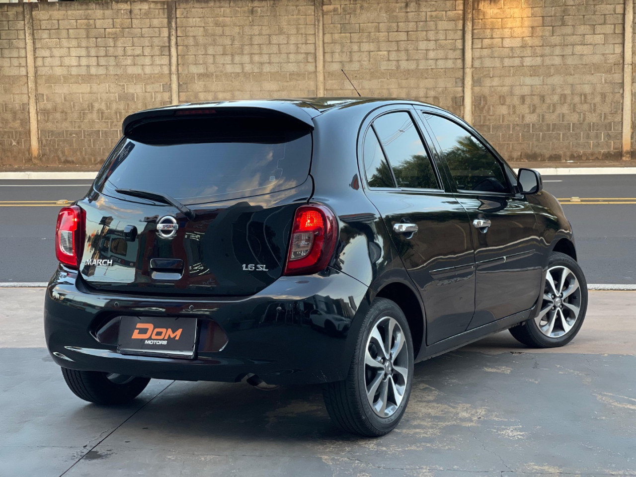 NISSAN March 1.6 16V 4P SL FLEX