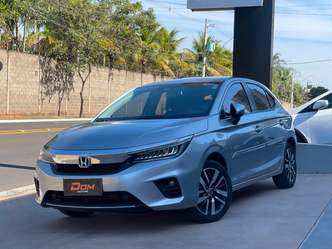 City Hatch 1.5 16V 4P FLEX TOURING AUTOMÁTICO CVT