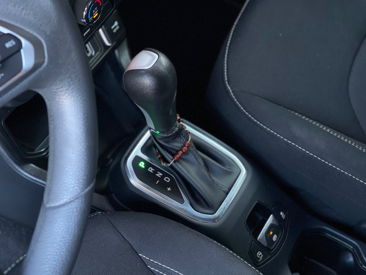 JEEP Renegade 1.3 16V 4P FLEX T270 SPORT TURBO AUTOMÁTICO