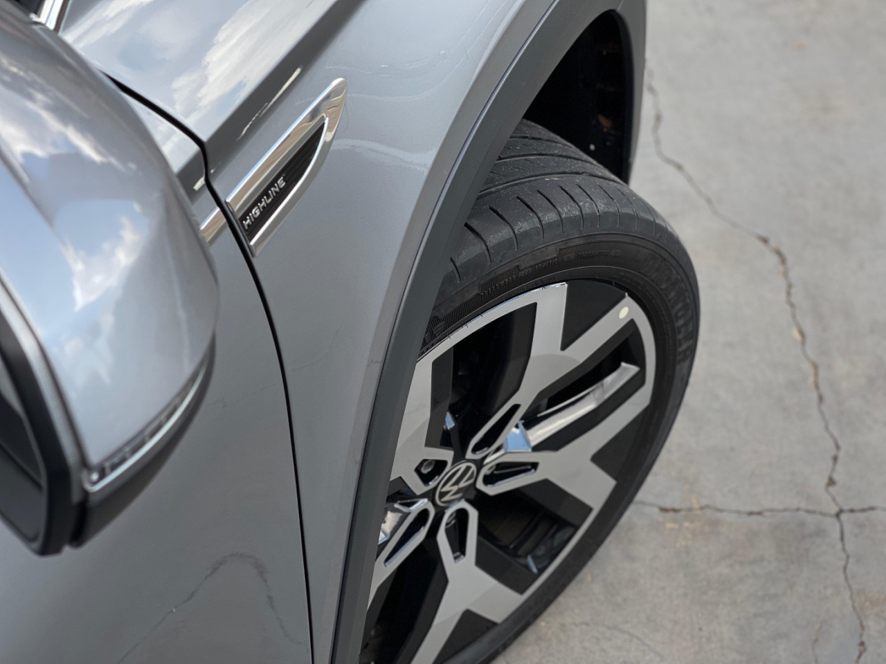 VOLKSWAGEN Taos 1.4 16V 4P FLEX 250 TSI COMFORTLINE AUTOMÁTICO