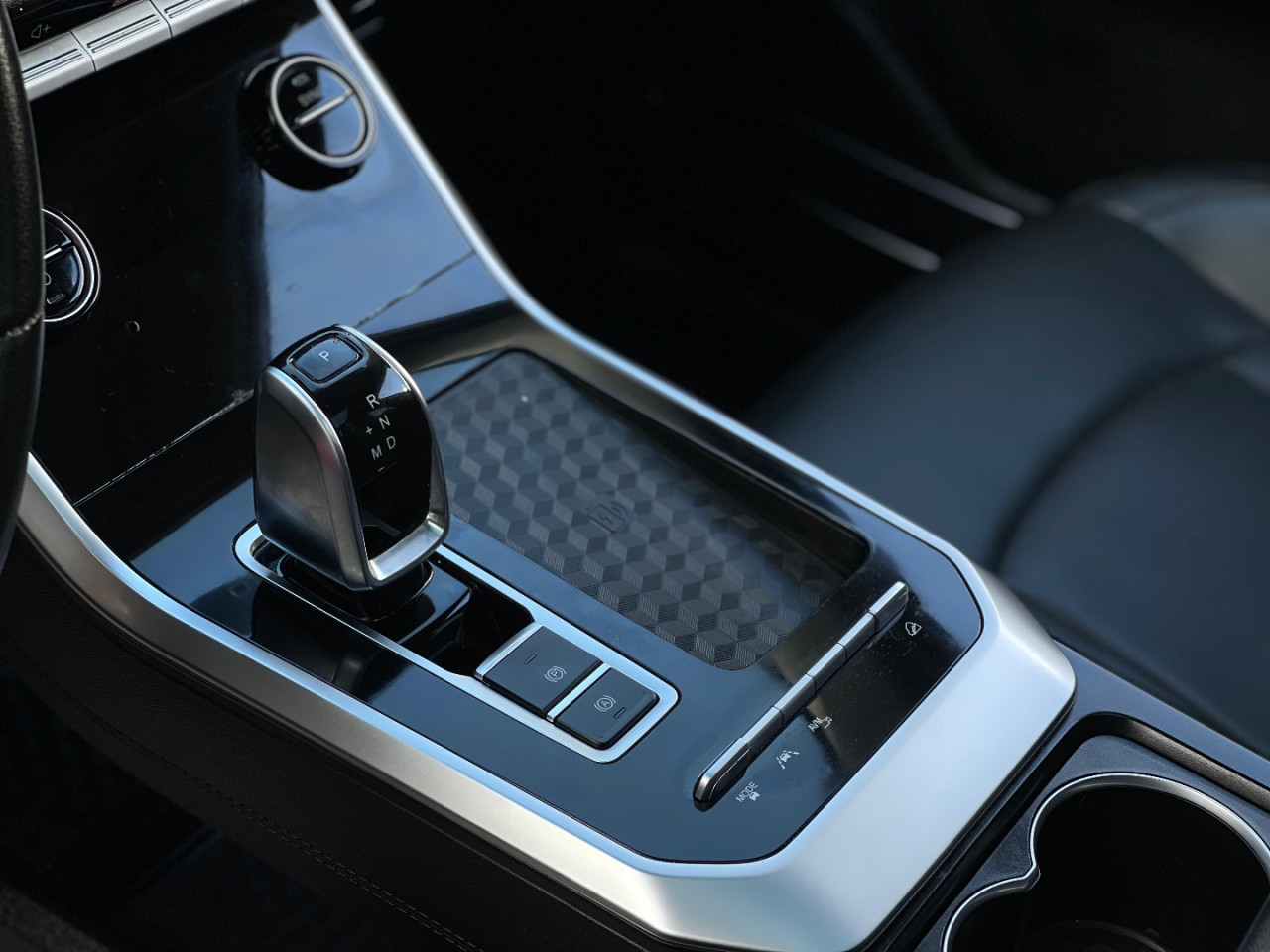 CHERY Tiggo 8 1.6 16V 4P TGDI TURBO TXS MAX DRIVE AUTOMÁTICO DCT