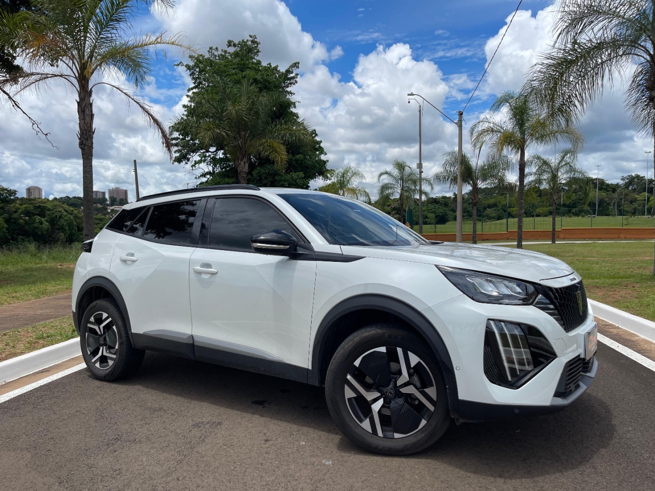 PEUGEOT 2008 1.0 12V 4P FLEX TURBO 200 ALLURE AUTOMÁTICO CVT