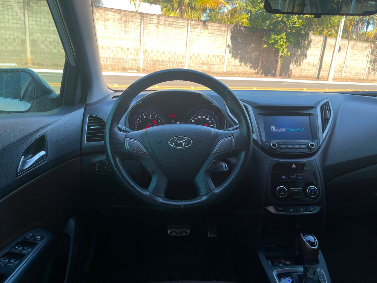 HYUNDAI HB 20 Hatch X 1.6 16V 4P PREMIUM FLEX AUTOMÁTICO