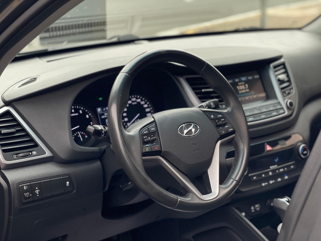 HYUNDAI Tucson 1.6 16V 4P T-GDI GLS ECOSHIFT AUTOMÁTICO