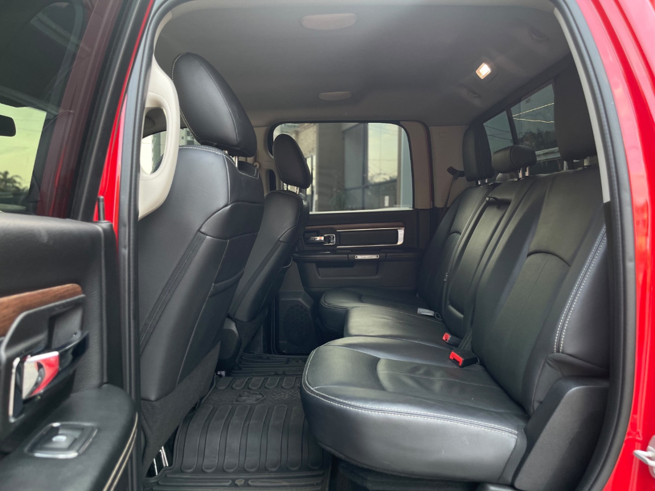 RAM Classic 5.7 V8 32V 4P R/T 4X4 AUTOMÁTICO