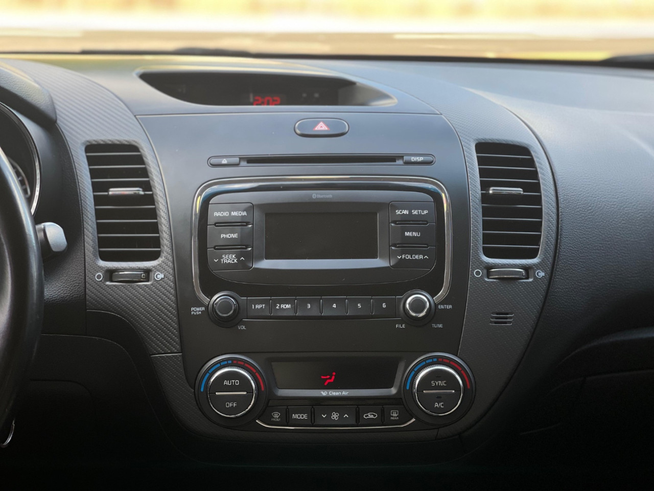 KIA Cerato Sedan 1.6 16V 4P SX AUTOMÁTICO