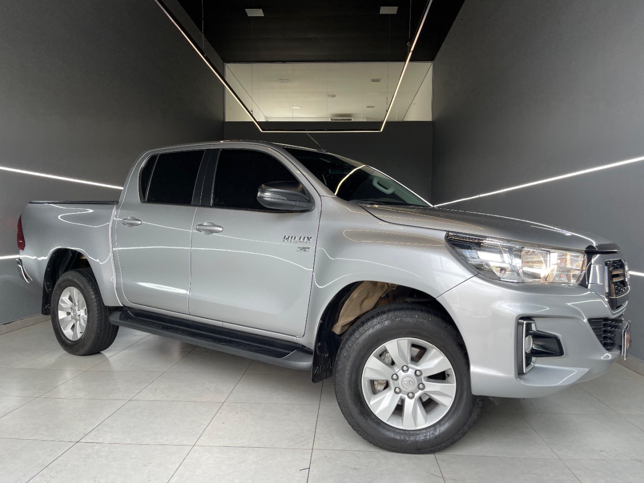 Hilux Caminhonete 2.7 16V 4P SR CABINE DUPLA AUTOMÁTICO
