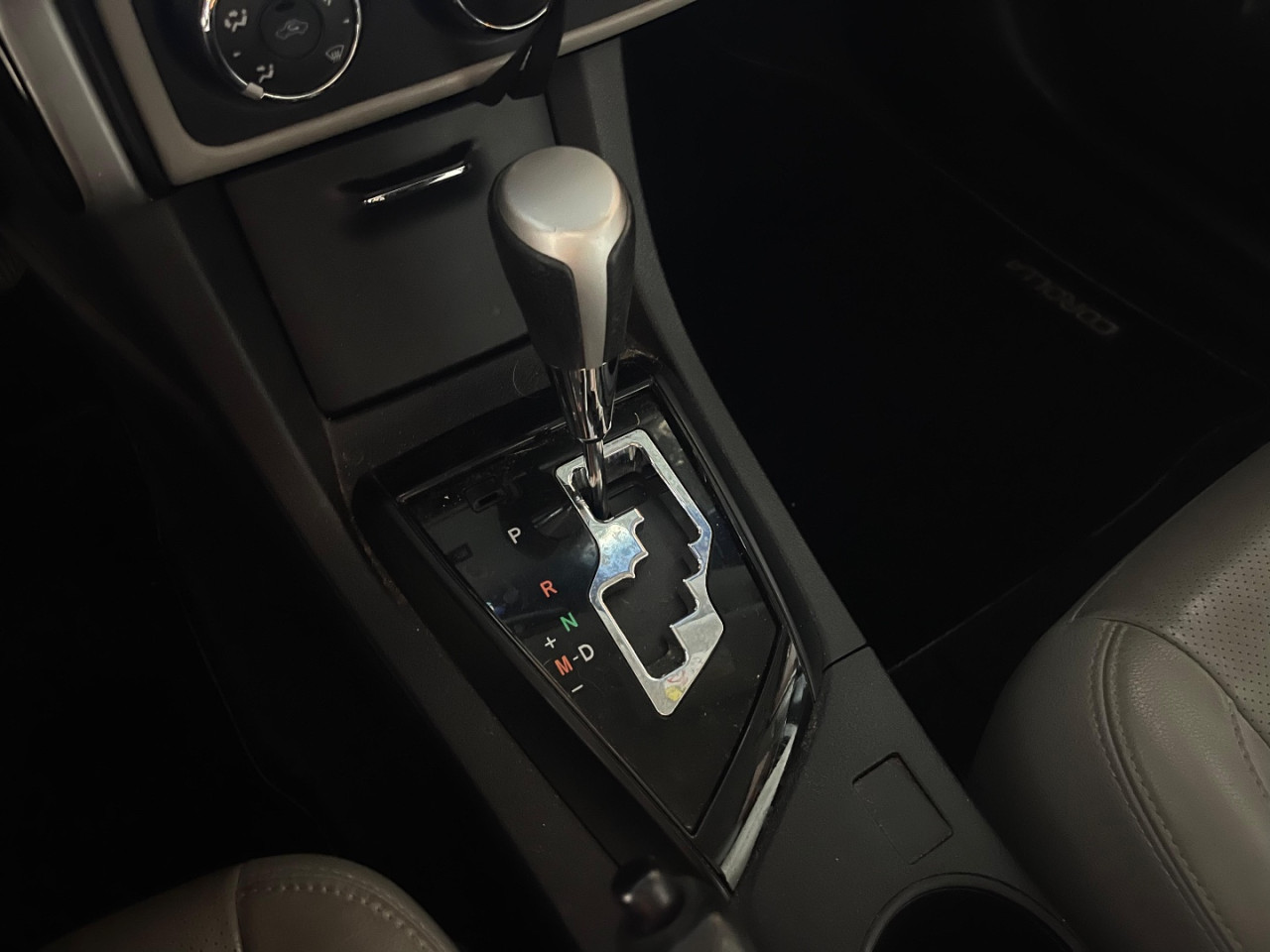 TOYOTA Corolla 1.8 16V 4P GLI FLEX UPPER