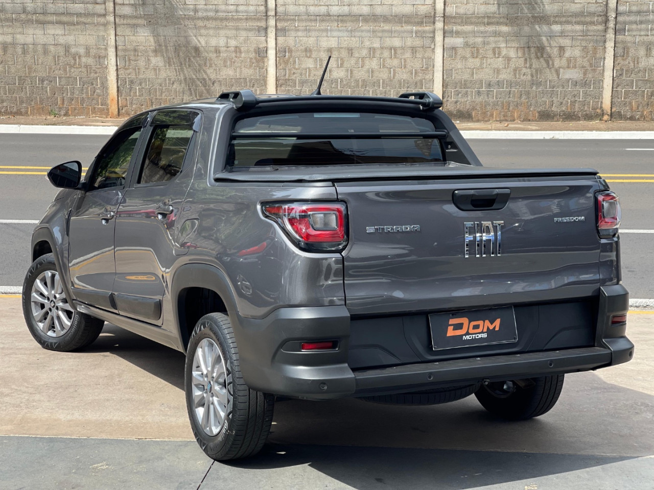 FIAT Strada 1.3 4P FIREFLY FLEX FREEDOM CABINE DUPLA