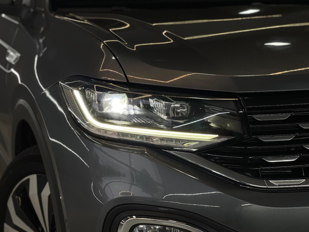 VOLKSWAGEN T-Cross 1.4 4P 250 TSI FLEX HIGHLINE AUTOMÁTICO