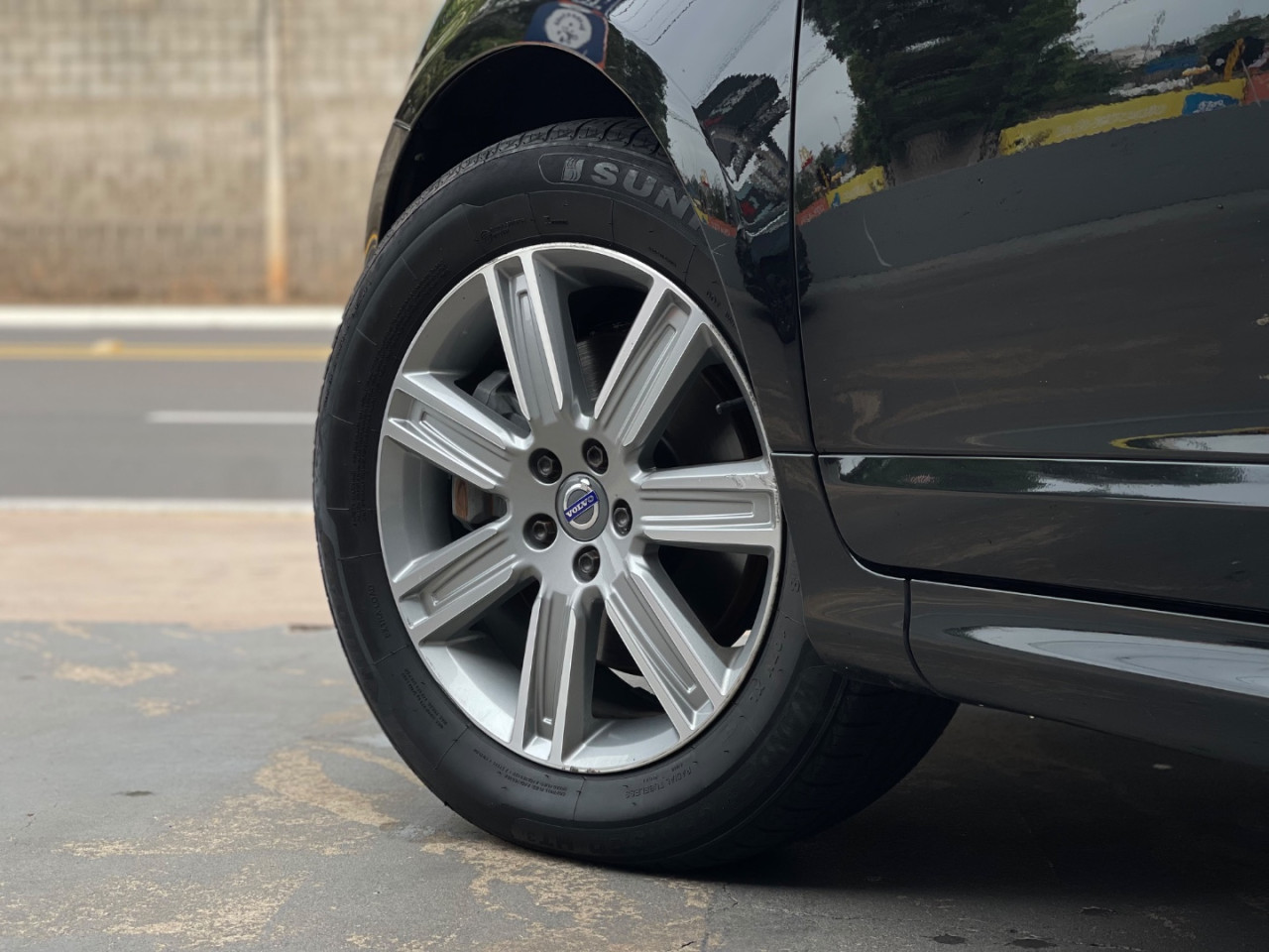 VOLVO XC60 2.0 T5 4P KINETIC DRIVE-E AUTOMÁTICO