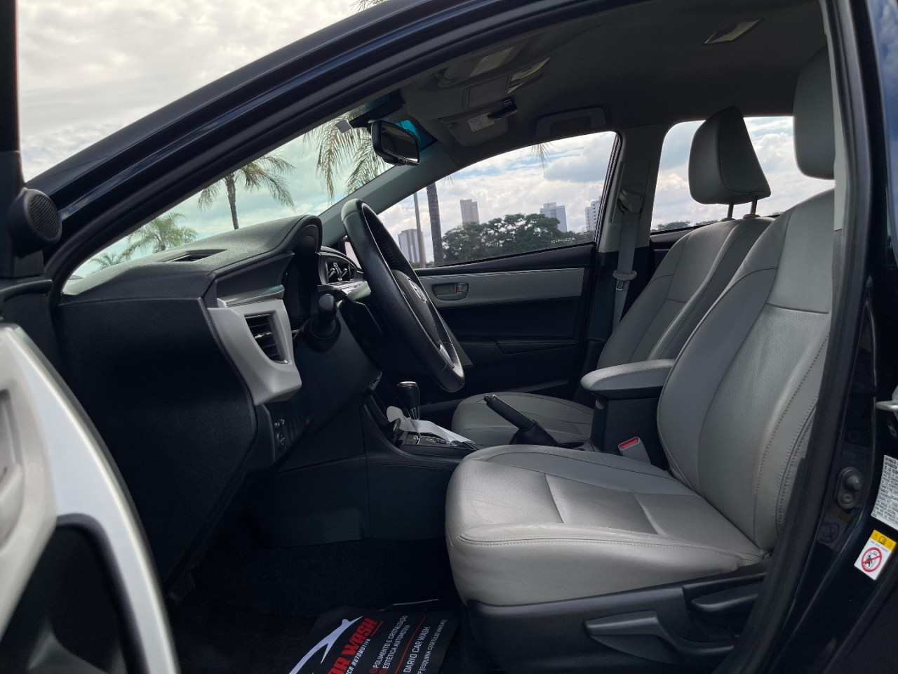 TOYOTA Corolla 1.8 16V 4P XEI AUTOMÁTICO