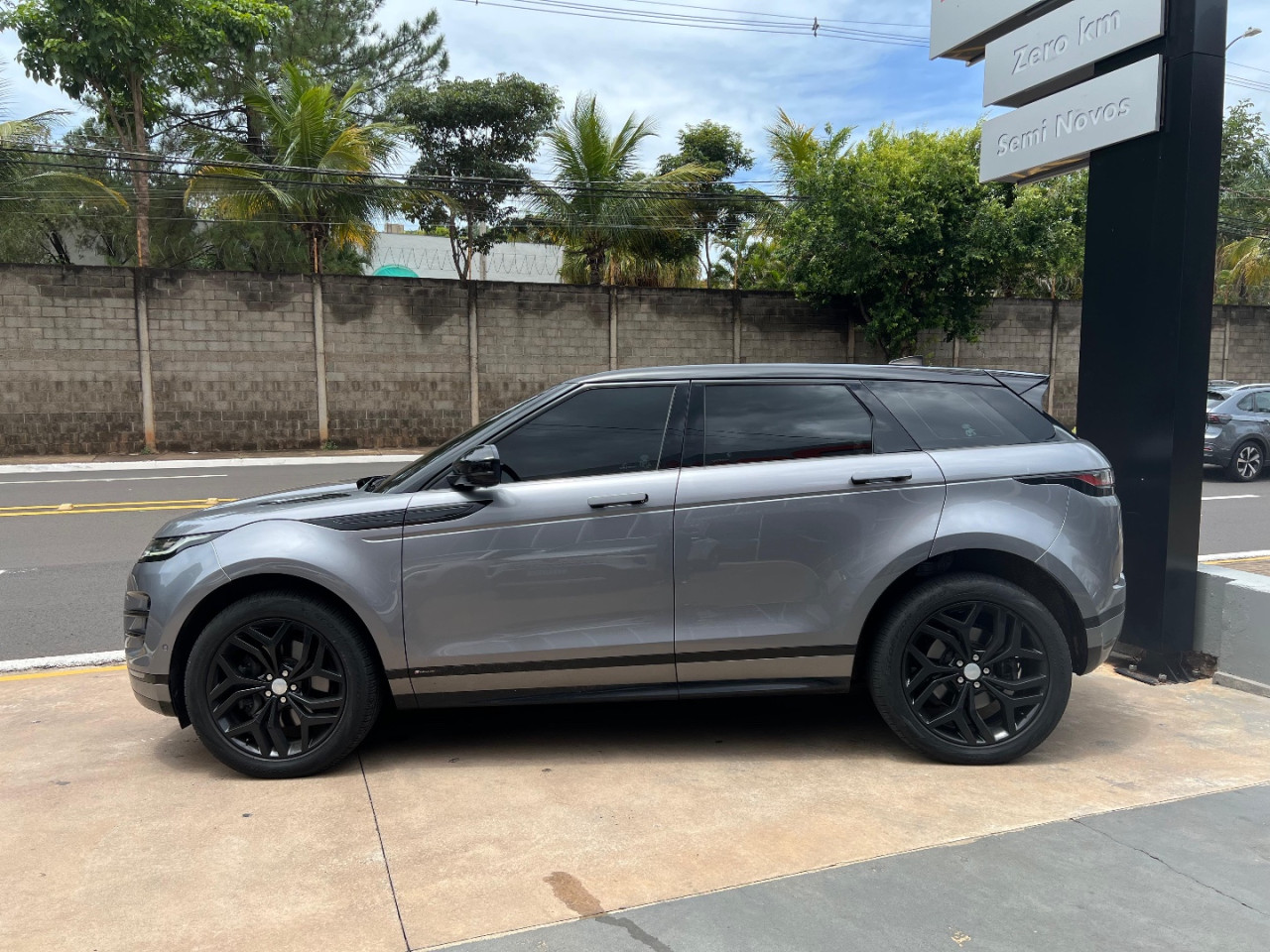 LAND ROVER Range Rover Evoque 2.0 4P FLEX P250 R-DYNAMIC SE AWD AUTOMÁTICO