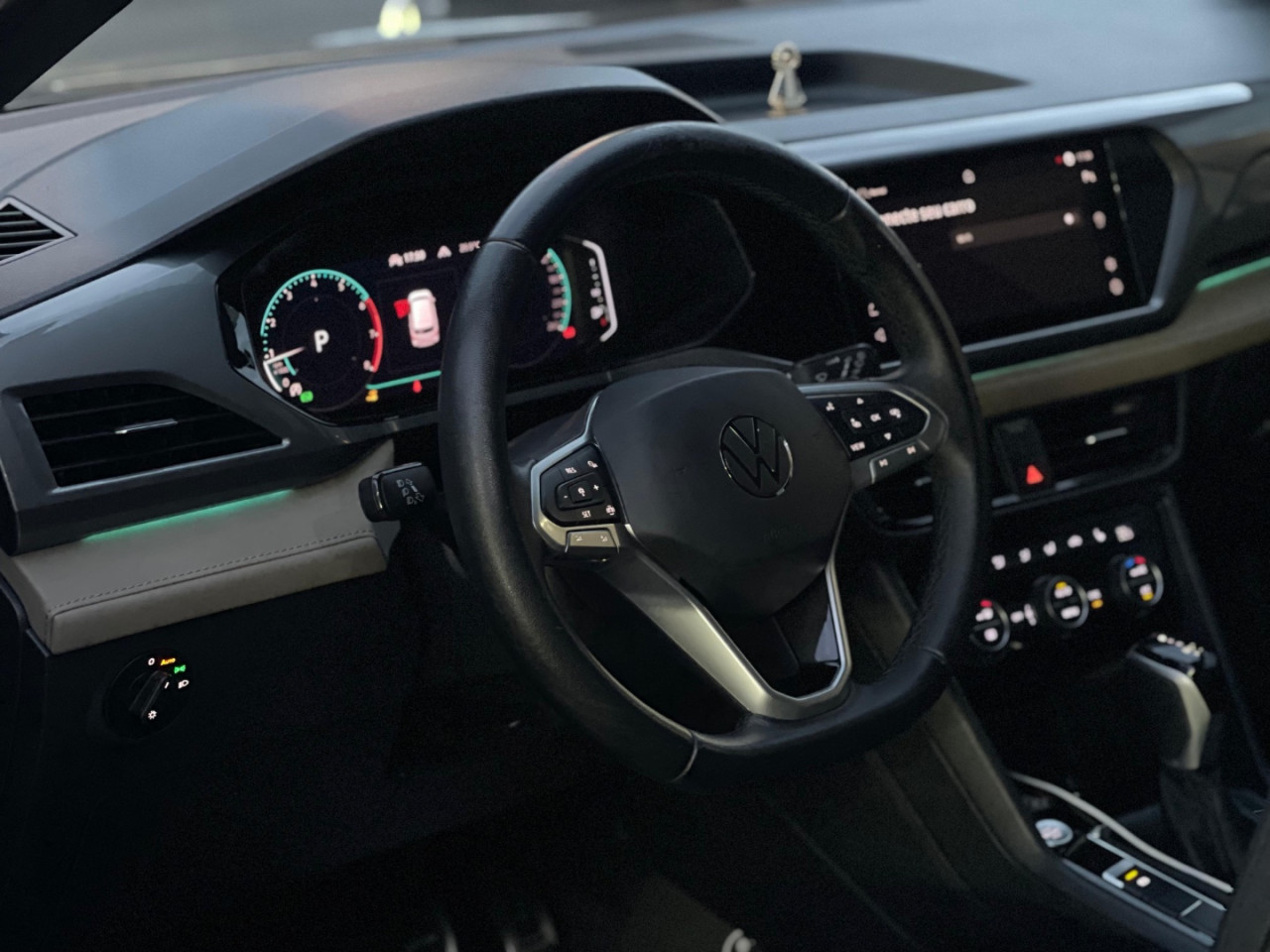 VOLKSWAGEN Taos 1.4 16V 4P FLEX 250 TSI HIGHLINE AUTOMÁTICO