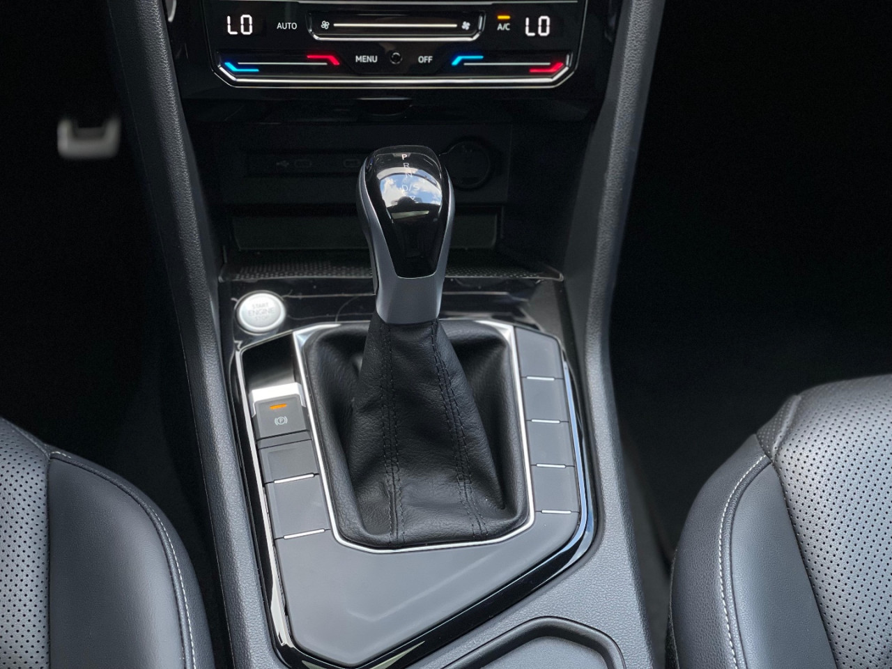 VOLKSWAGEN Taos 1.4 16V 4P FLEX 250 TSI COMFORTLINE AUTOMÁTICO