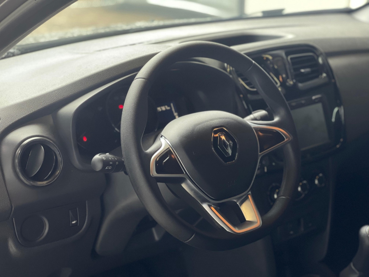 RENAULT Sandero 1.0 12V 4P FLEX SCE ZEN