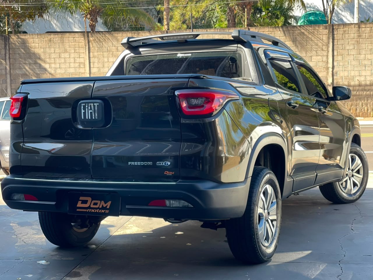 FIAT Toro 1.8 16V 4P FLEX FREEDOM AUTOMÁTICO