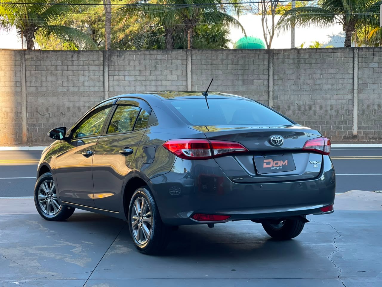 TOYOTA Yaris Sedan 1.5 16V 4P FLEX XL PLUS CONNECT MULTIDRIVE AUTOMÁTICO CVT