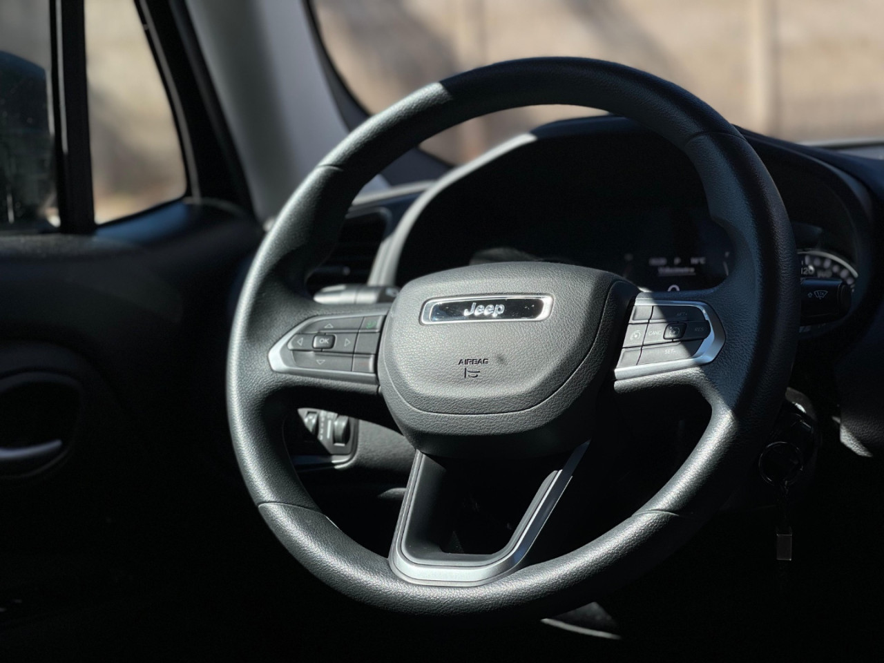 JEEP Renegade 1.3 16V 4P FLEX T270 TURBO AUTOMÁTICO