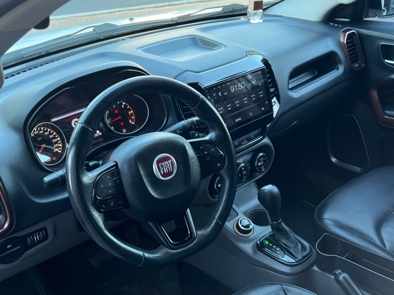 FIAT Toro 2.0 16V 4P VOLCANO 4WD TURBO DIESEL AUTOMÁTICO