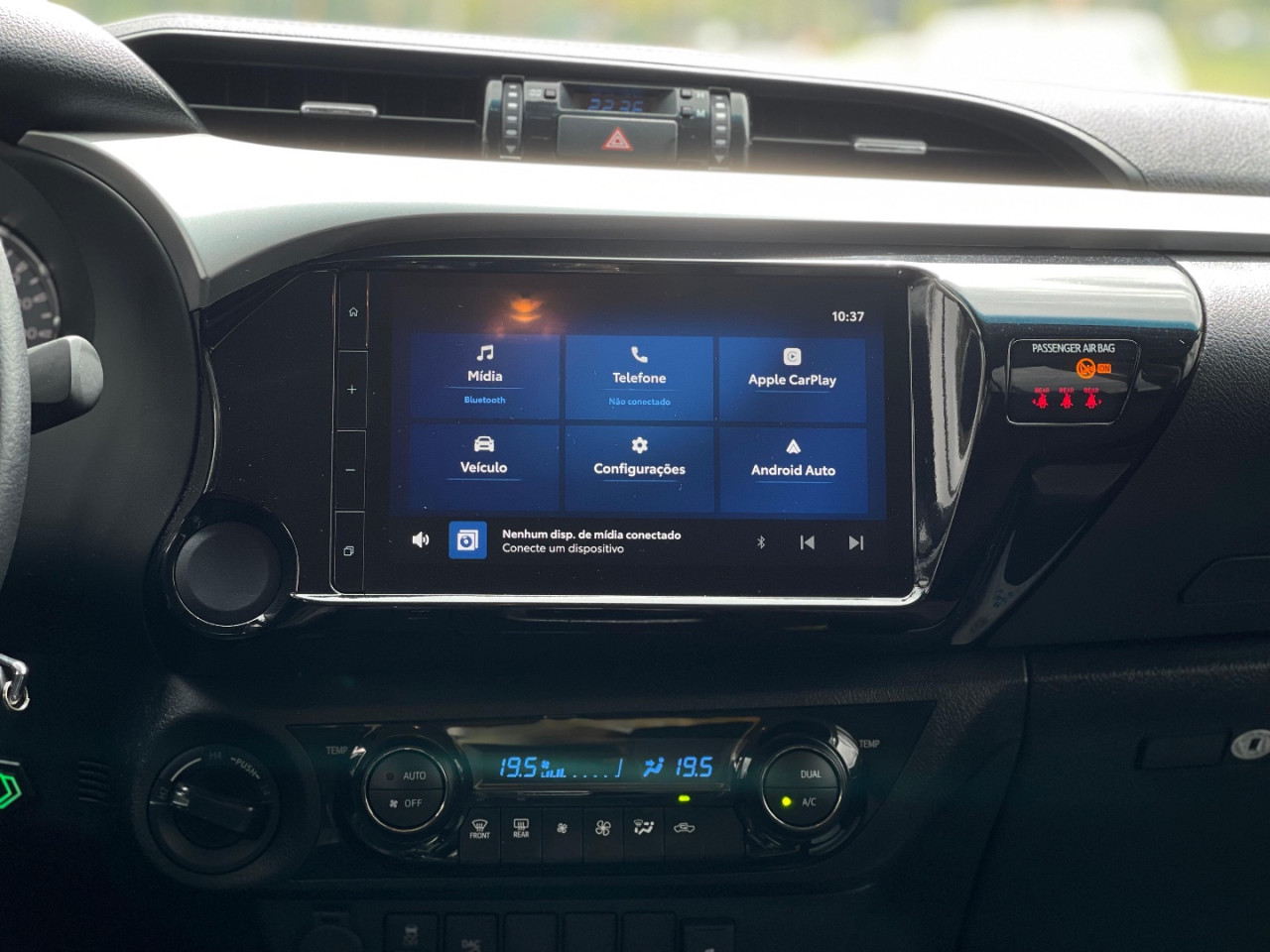 TOYOTA Hilux Caminhonete 2.8 16V 4P SR 4X4 DIESEL CABINE DUPLA AUTOMÁTICO