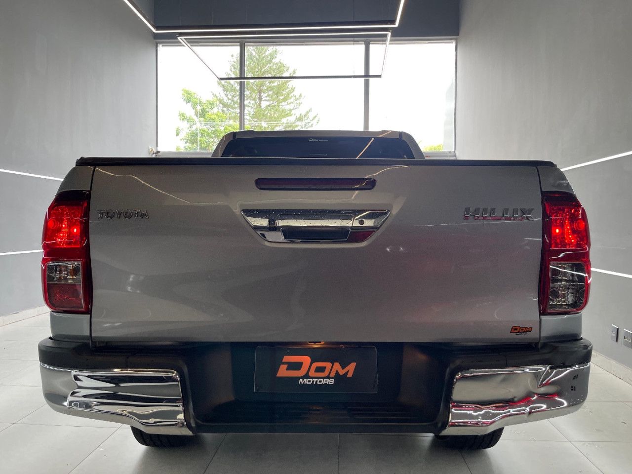 TOYOTA Hilux Caminhonete 2.7 16V 4P SR CABINE DUPLA AUTOMÁTICO