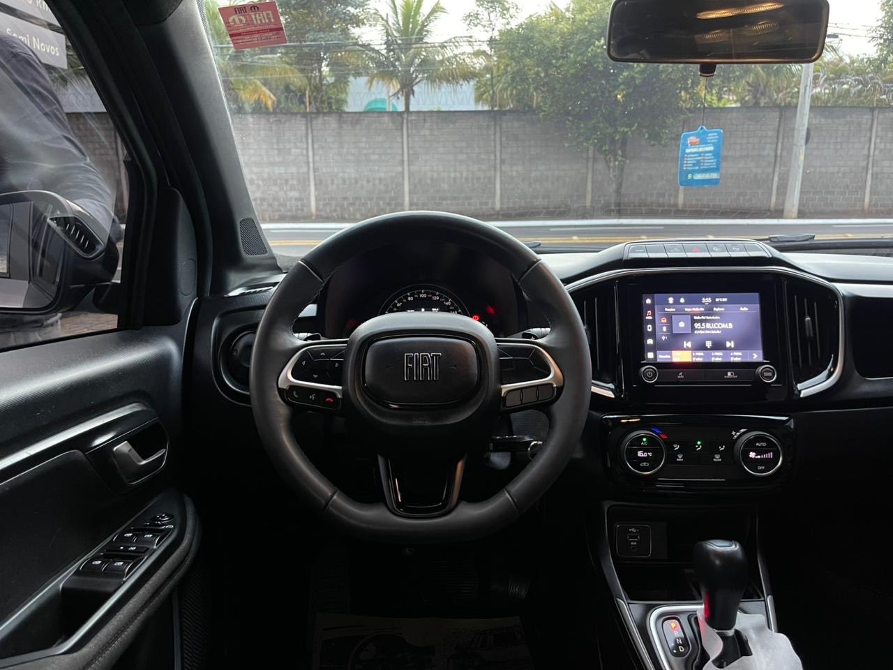 FIAT Strada 1.3 4P FIREFLY FLEX VOLCANO CABINE DUPLA AUTOMÁTICO