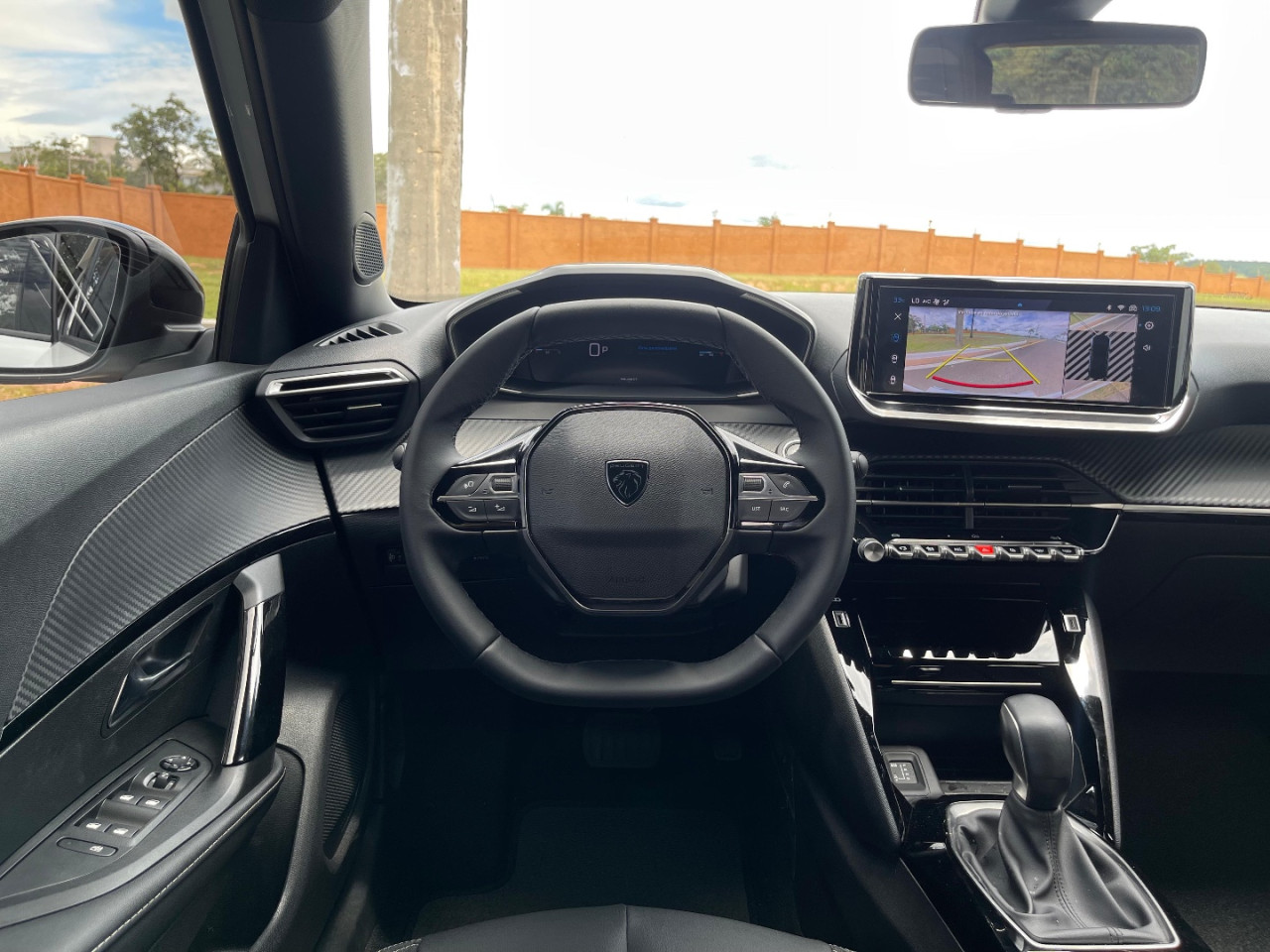 PEUGEOT 2008 1.0 12V 4P FLEX TURBO 200 ALLURE AUTOMÁTICO CVT