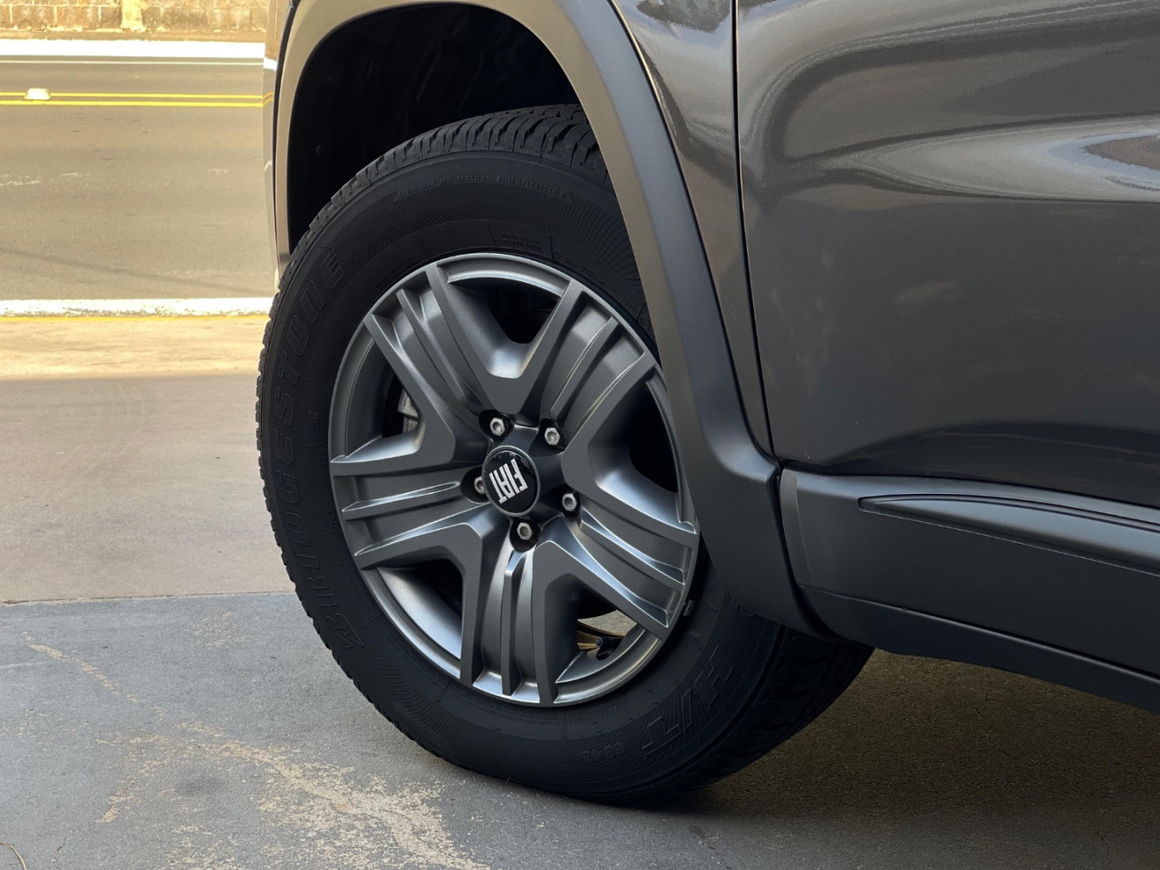 FIAT Toro 1.3 16V 4P FLEX 270 TURBO ENDURANCE AUTOMÁTICO