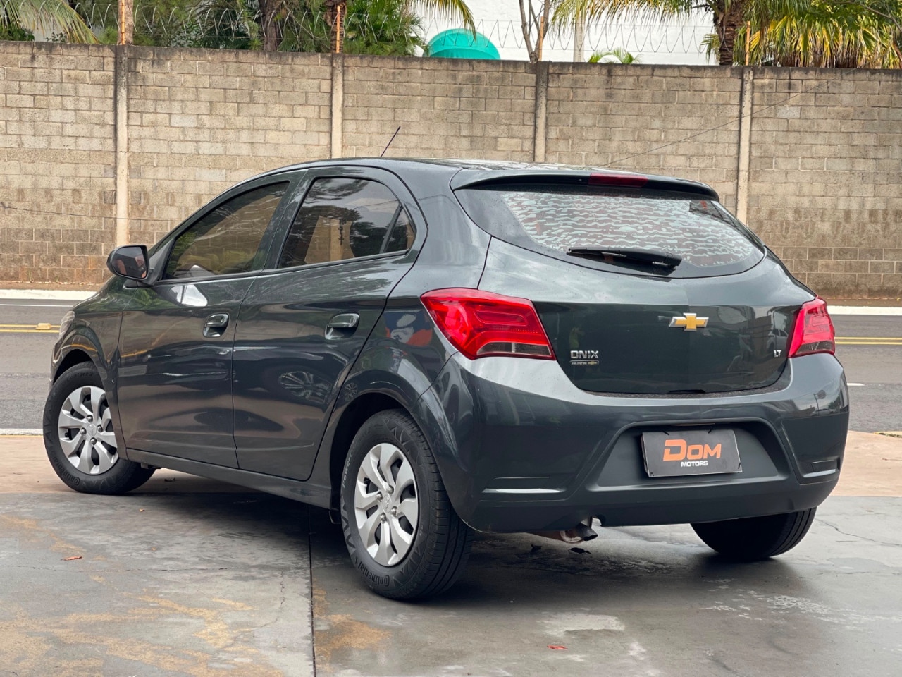 CHEVROLET Onix Hatch 1.0 4P FLEX LT