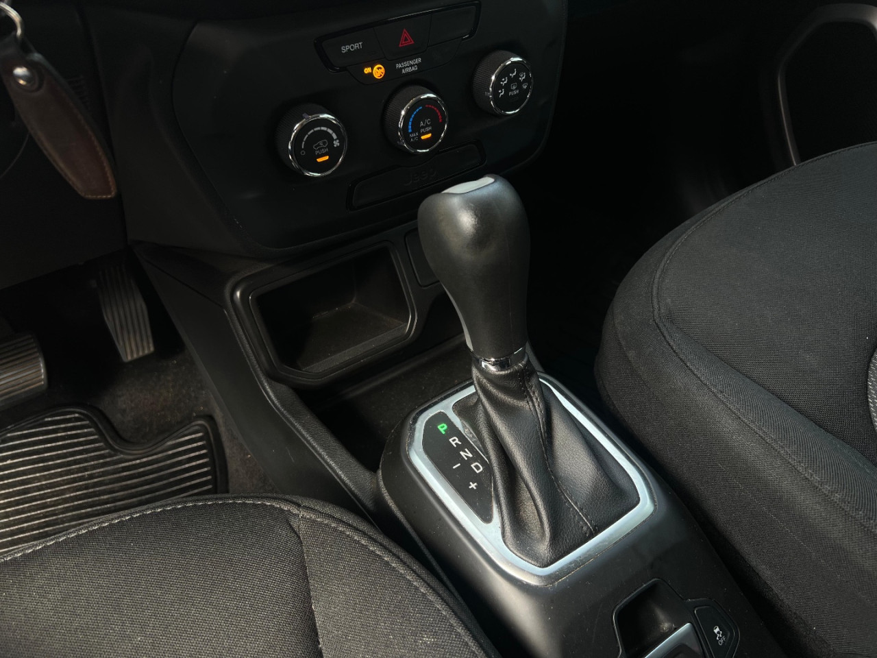 JEEP Renegade 1.8 16V 4P FLEX AUTOMÁTICO