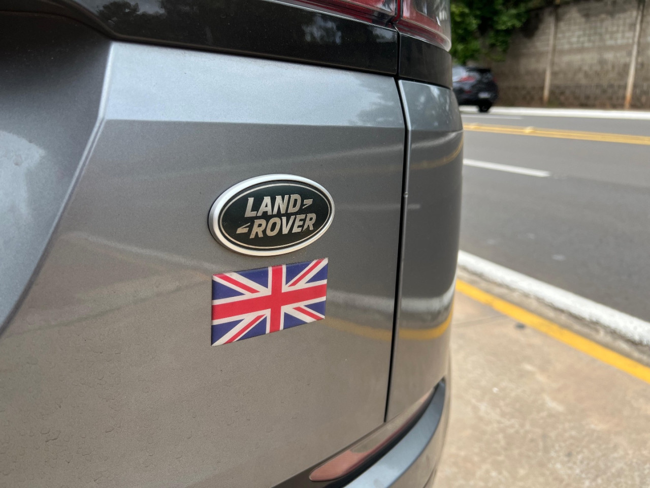 LAND ROVER Range Rover Evoque 2.0 4P FLEX P250 R-DYNAMIC SE AWD AUTOMÁTICO