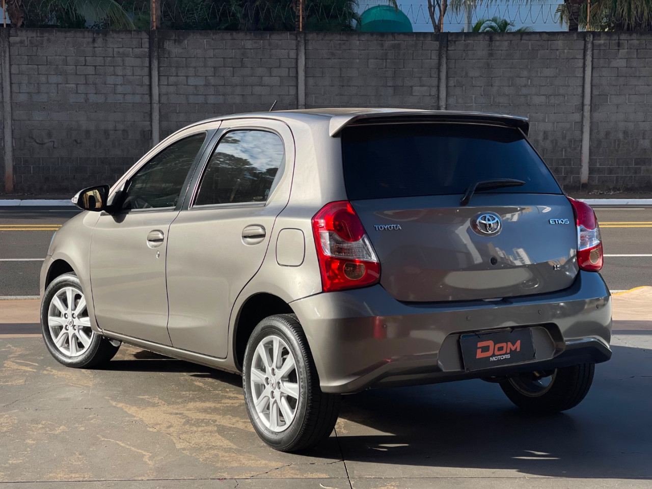 TOYOTA Etios Hatch 1.5 16V 4P FLEX X PLUS