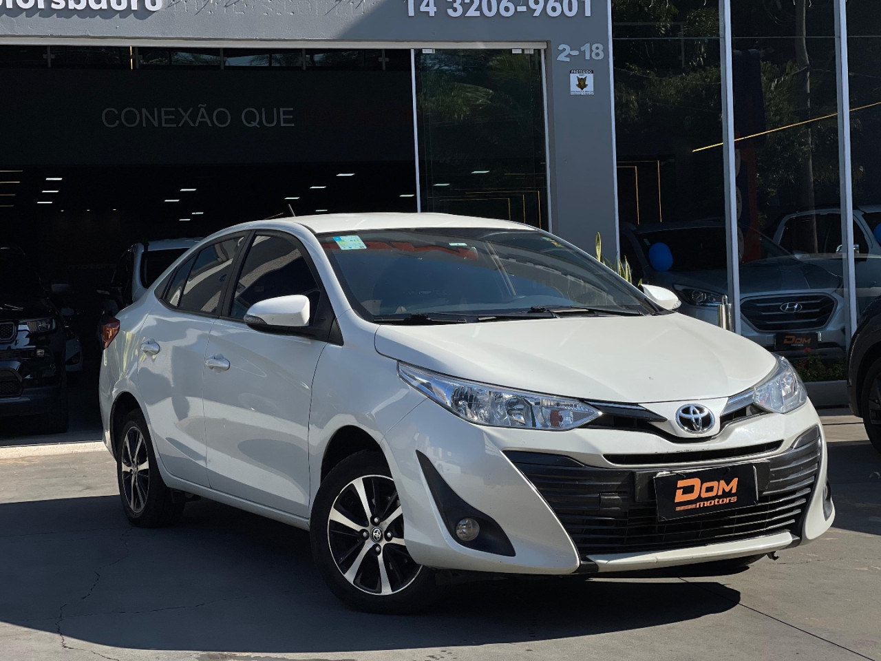 TOYOTA Yaris Sedan 1.5 16V 4P FLEX XS CONNECT MULTIDRIVE AUTOMÁTICO CVT