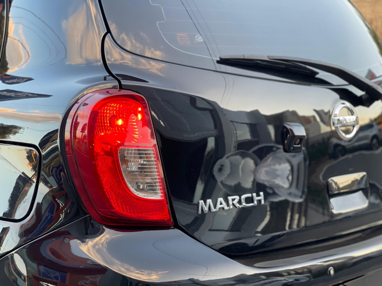 NISSAN March 1.6 16V 4P SL FLEX