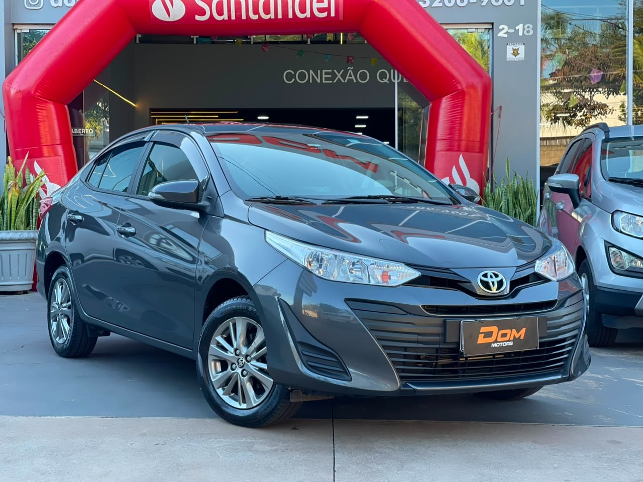 TOYOTA Yaris Sedan 1.5 16V 4P FLEX XL PLUS CONNECT MULTIDRIVE AUTOMÁTICO CVT