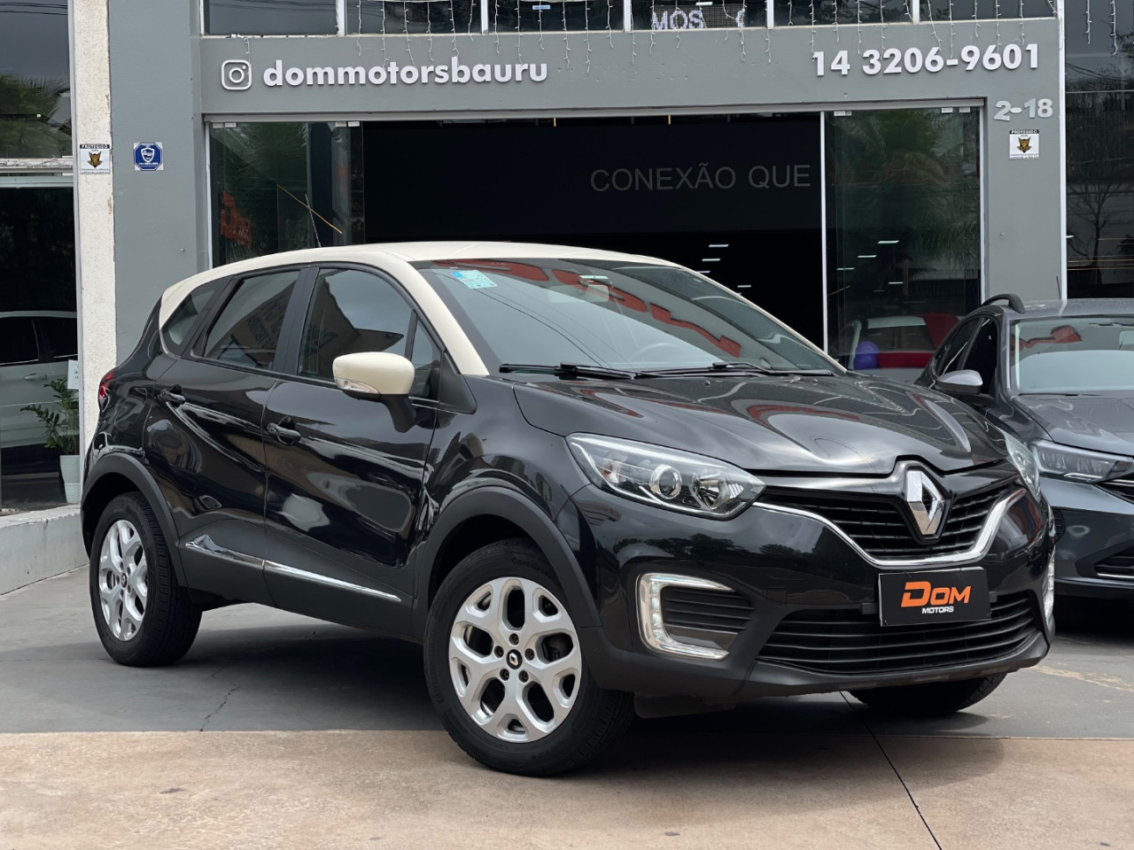RENAULT Captur 1.6 16V 4P FLEX SCE LIFE X-TRONIC CVT